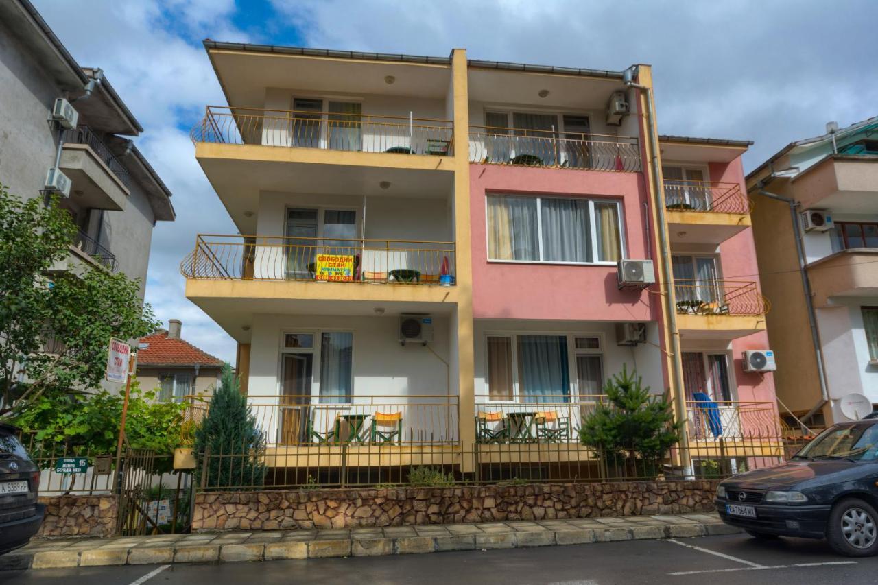 Kazlarov Guest House Kiten  Exteriör bild