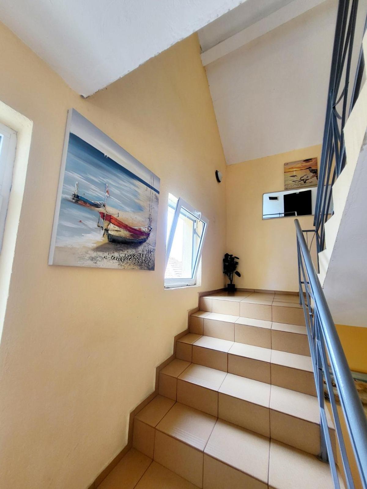 Kazlarov Guest House Kiten  Exteriör bild