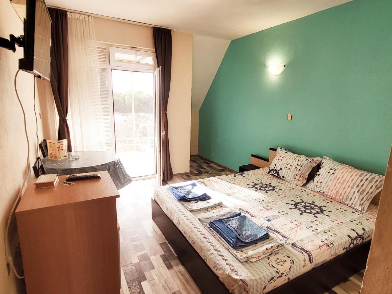 Kazlarov Guest House Kiten  Exteriör bild